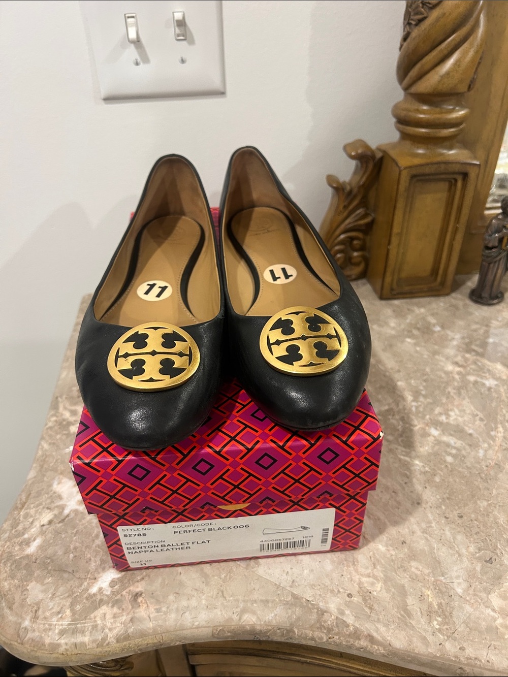 Tory Burch Black Leather Round-Toe Ballet Flats with Gold Logo